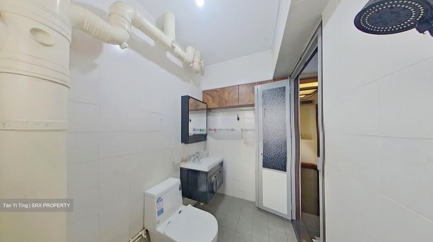 Blk 205C Compassvale Place (Sengkang), HDB 5 Rooms #532056151
